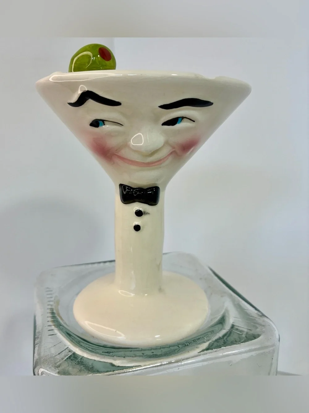 CLAY ART Anthropomorphic Martini Glass Salt Pepper Shaker Set Lady Man Wink Chip